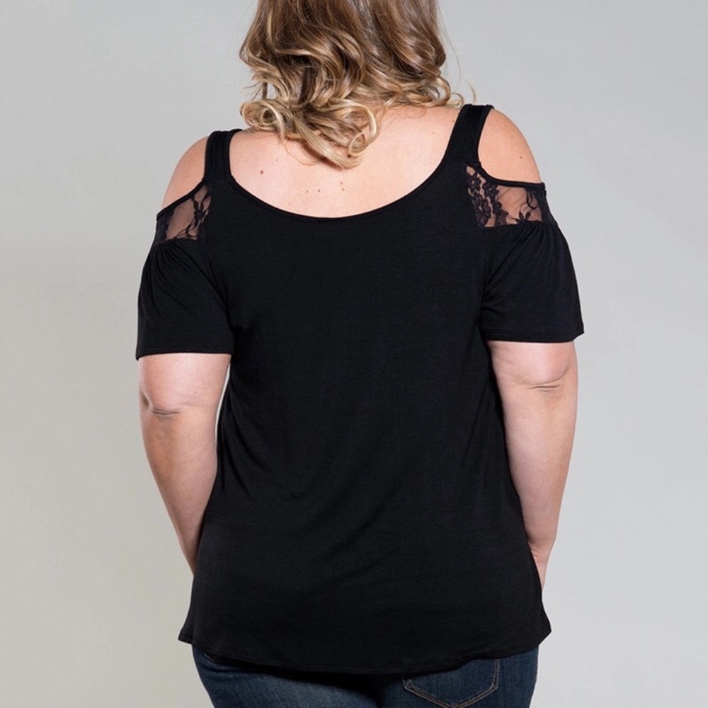 Lace Cold Shoulder Scoop Neck Short Sleeve Top - Picture 2 of 2